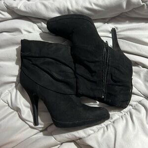 Jennifer Lopez heeled booties